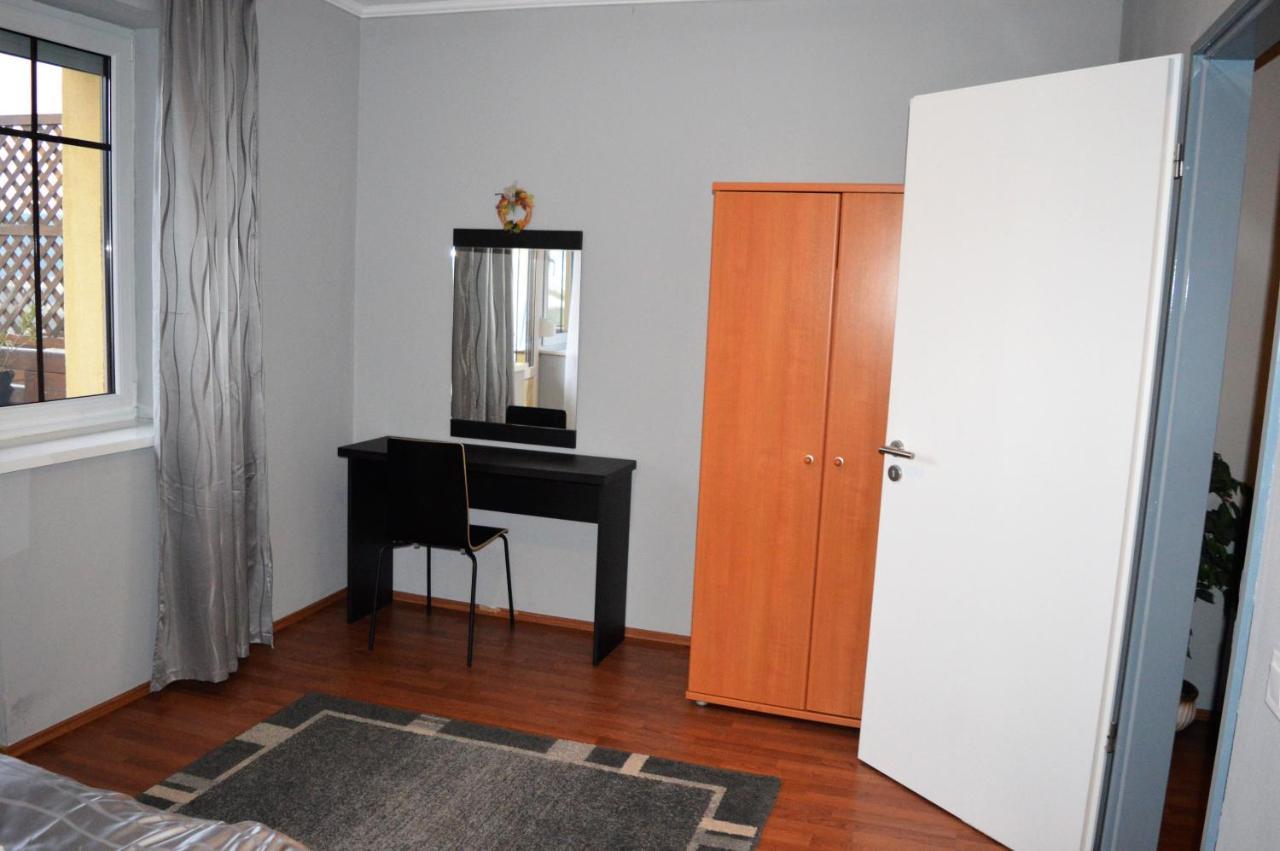 Apartamento Chill Hill Egerszalók Exterior foto