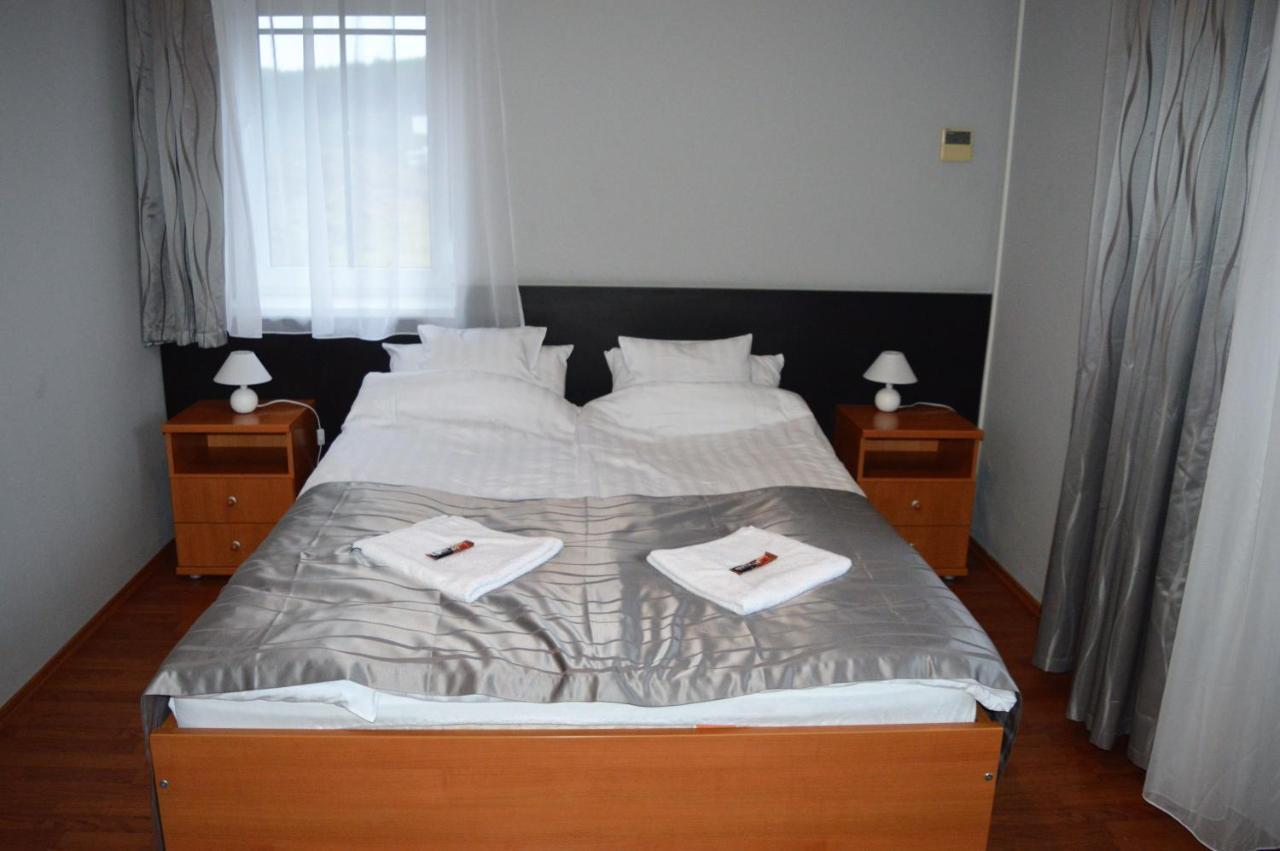 Apartamento Chill Hill Egerszalók Exterior foto